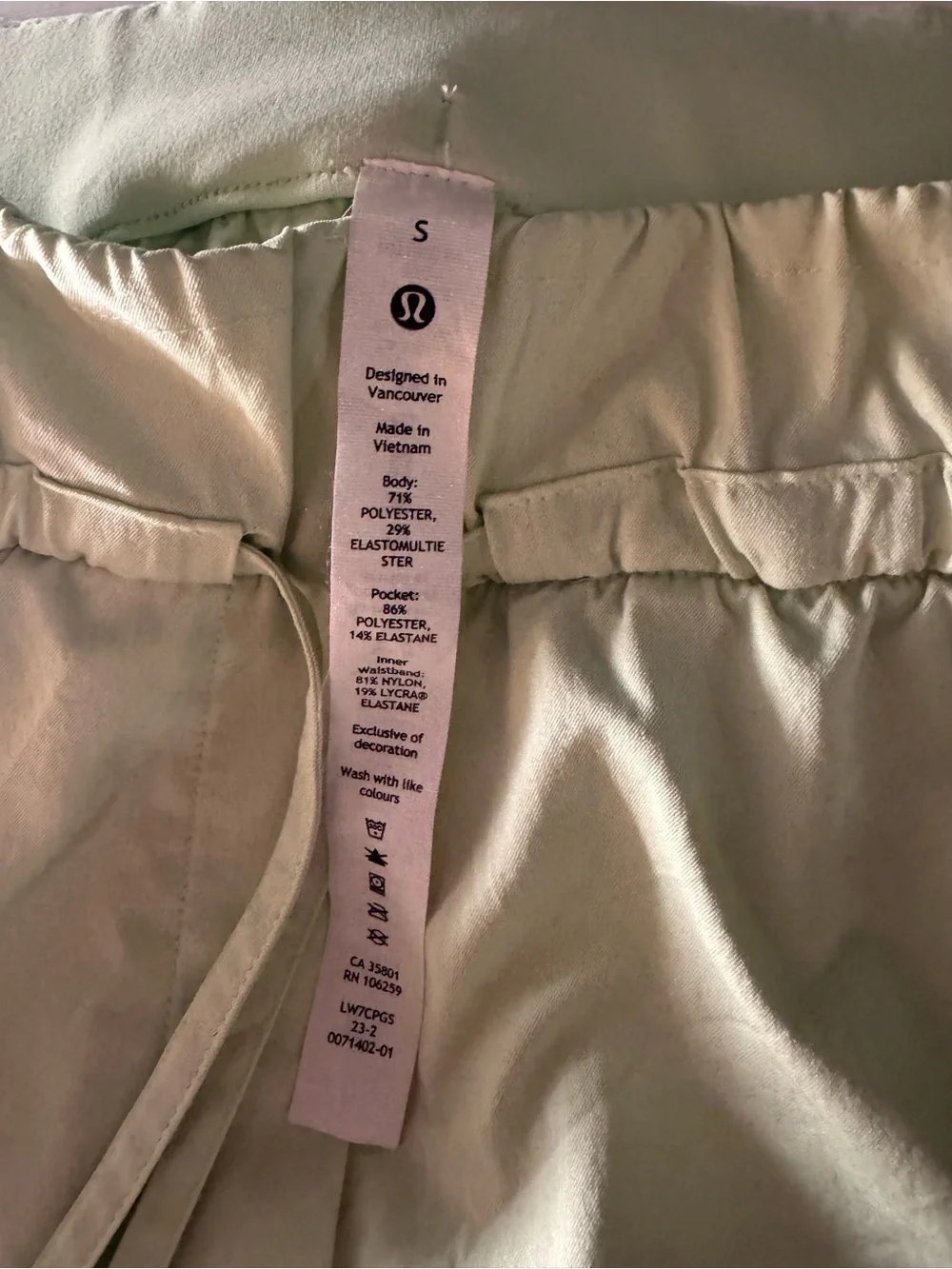 Lululemon Small Cinchable High-rise Woven Short 3.5